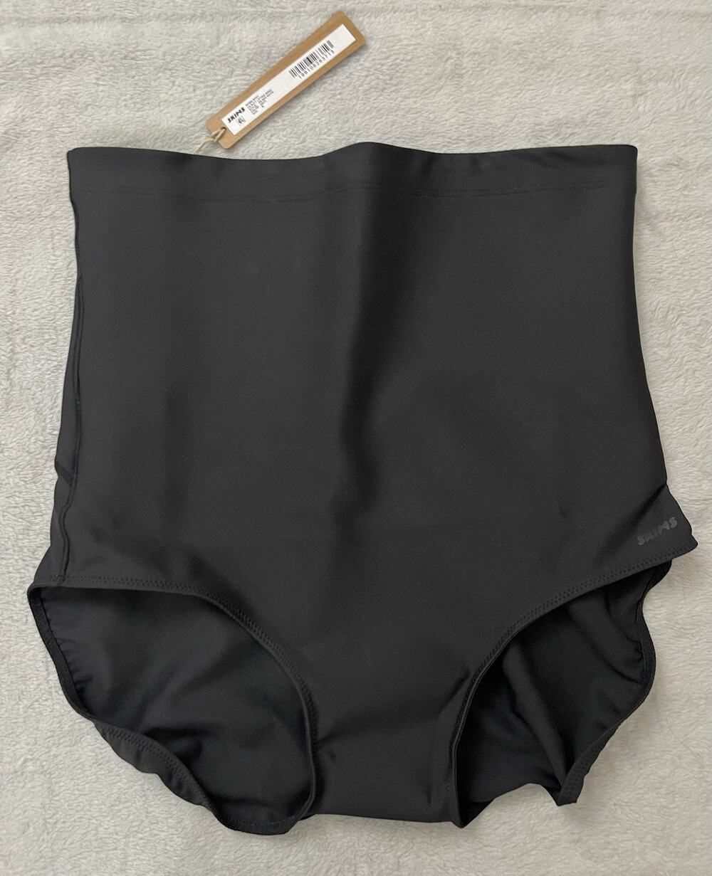 Skims Body M Core Sculpt CS Butt Lifting Brief Hourglass Onyx PN-BRF-8527W NEW